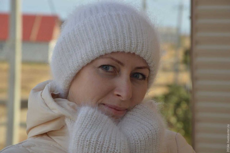 Шапка вязаная женская