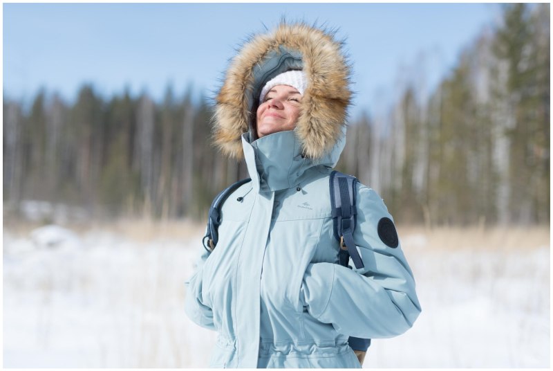 Парка для походов зимняя -20c женская голубая sh500 u–warm Quechua