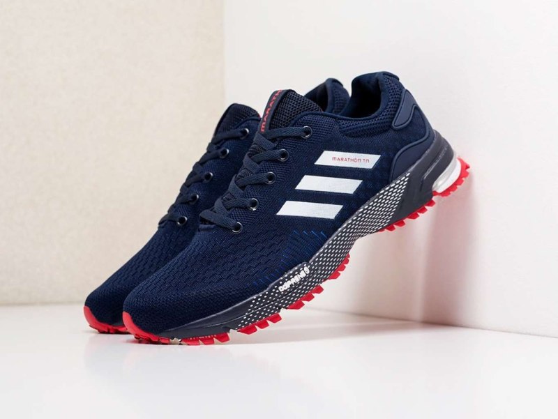 Кроссовки adidas Marathon tr 26