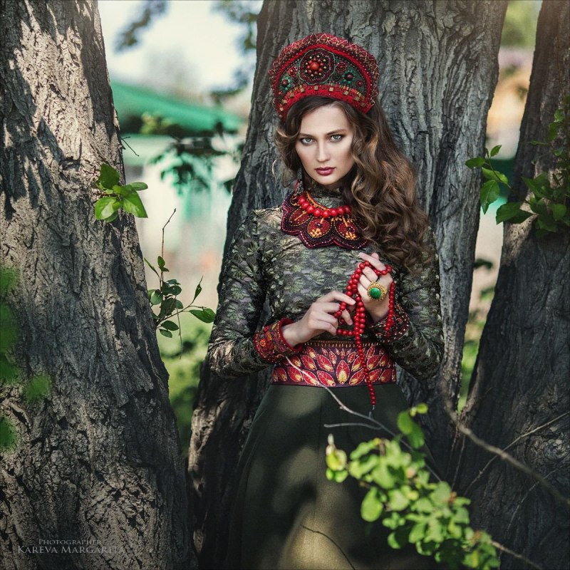 Маргарита Карева кокошник