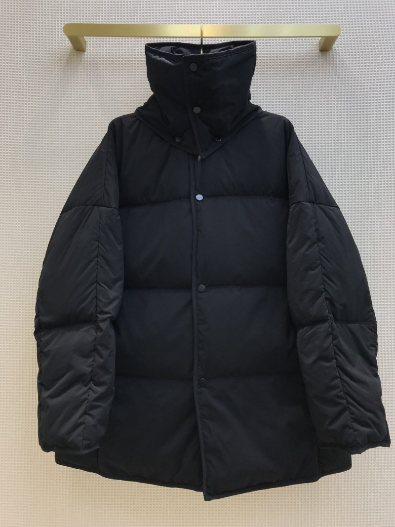 Пуховик Bottega Veneta