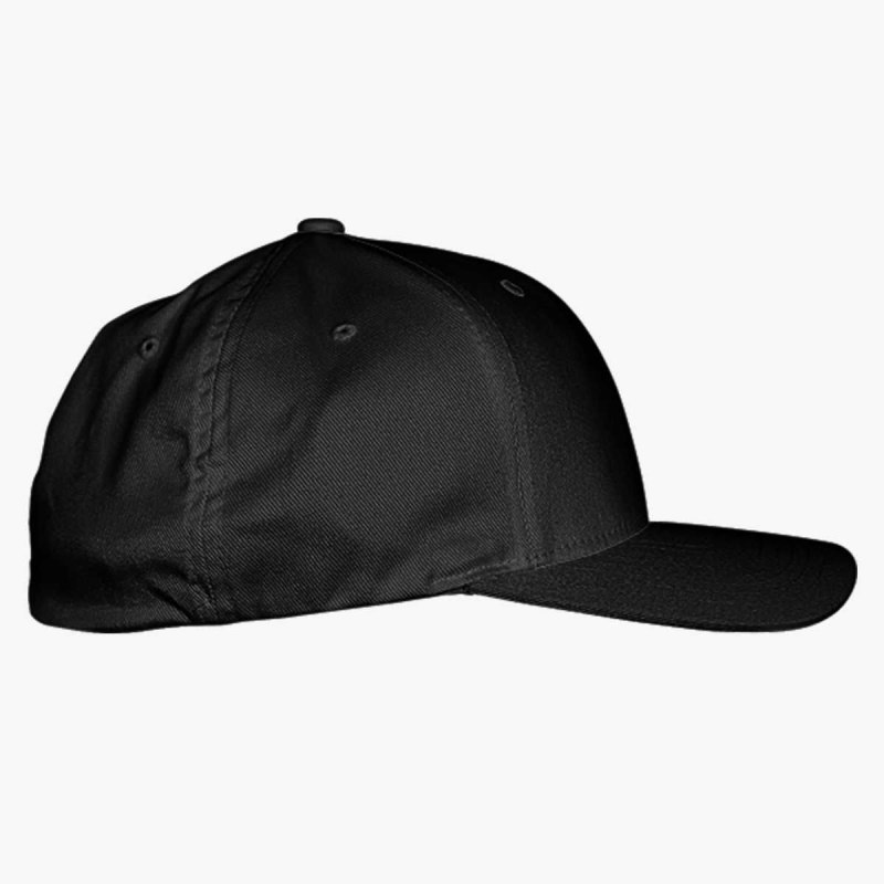 Шляпа гопника adidas
