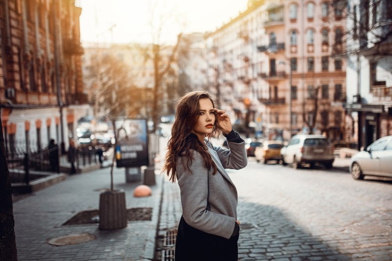 Прогулочная фотосессия для девушки