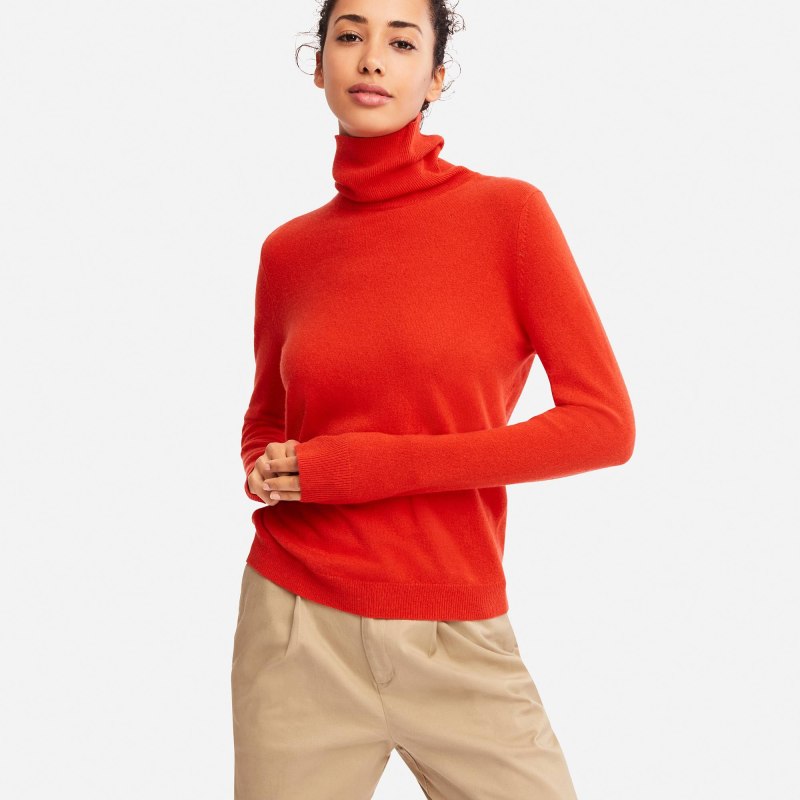 Кашемировая водолазка Uniqlo