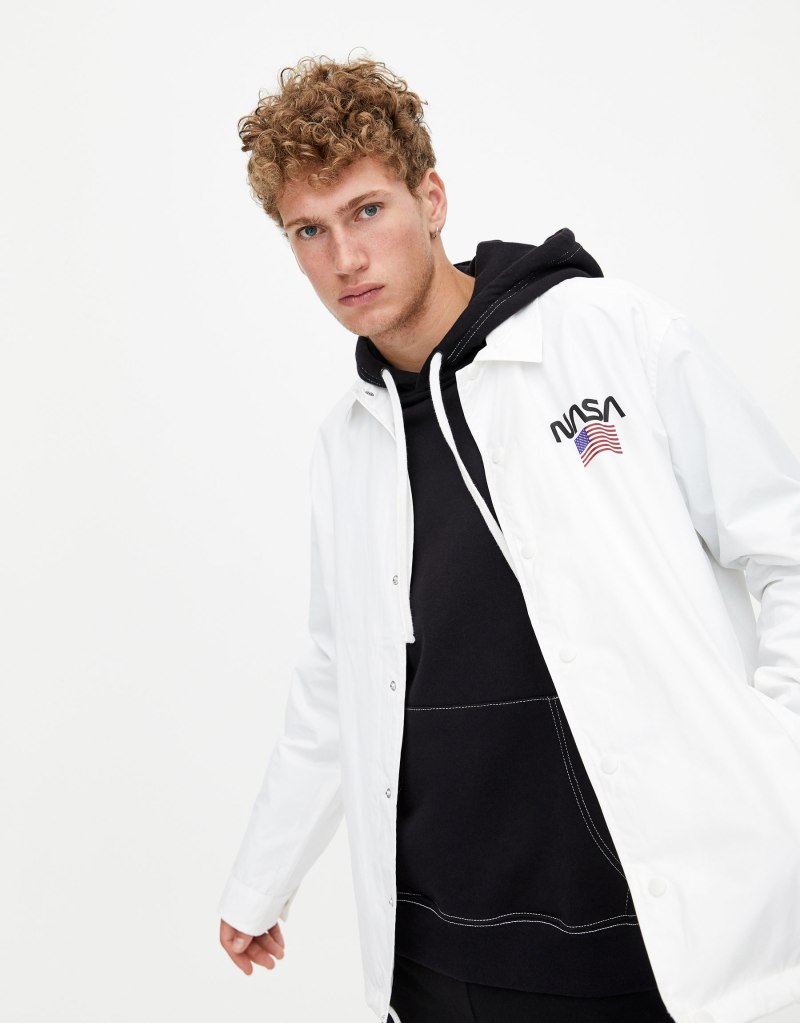 Куртка НАСА Pull and Bear