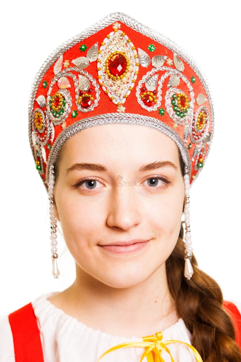 Екатерина Деомидова кокошники