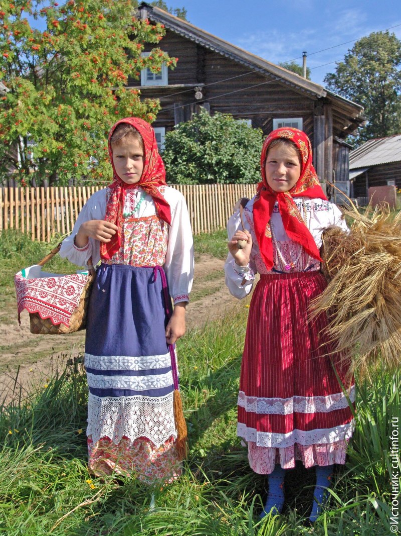Вологодский народный костюм востмягской губернии