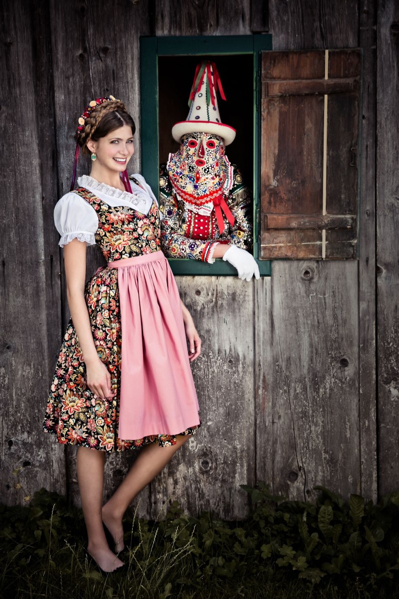 Lena Hoschek_tradition