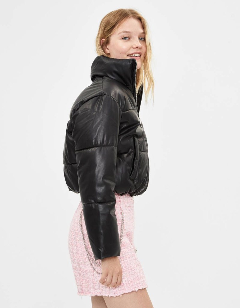 Bershka Puffer куртка чёрная эко кожа