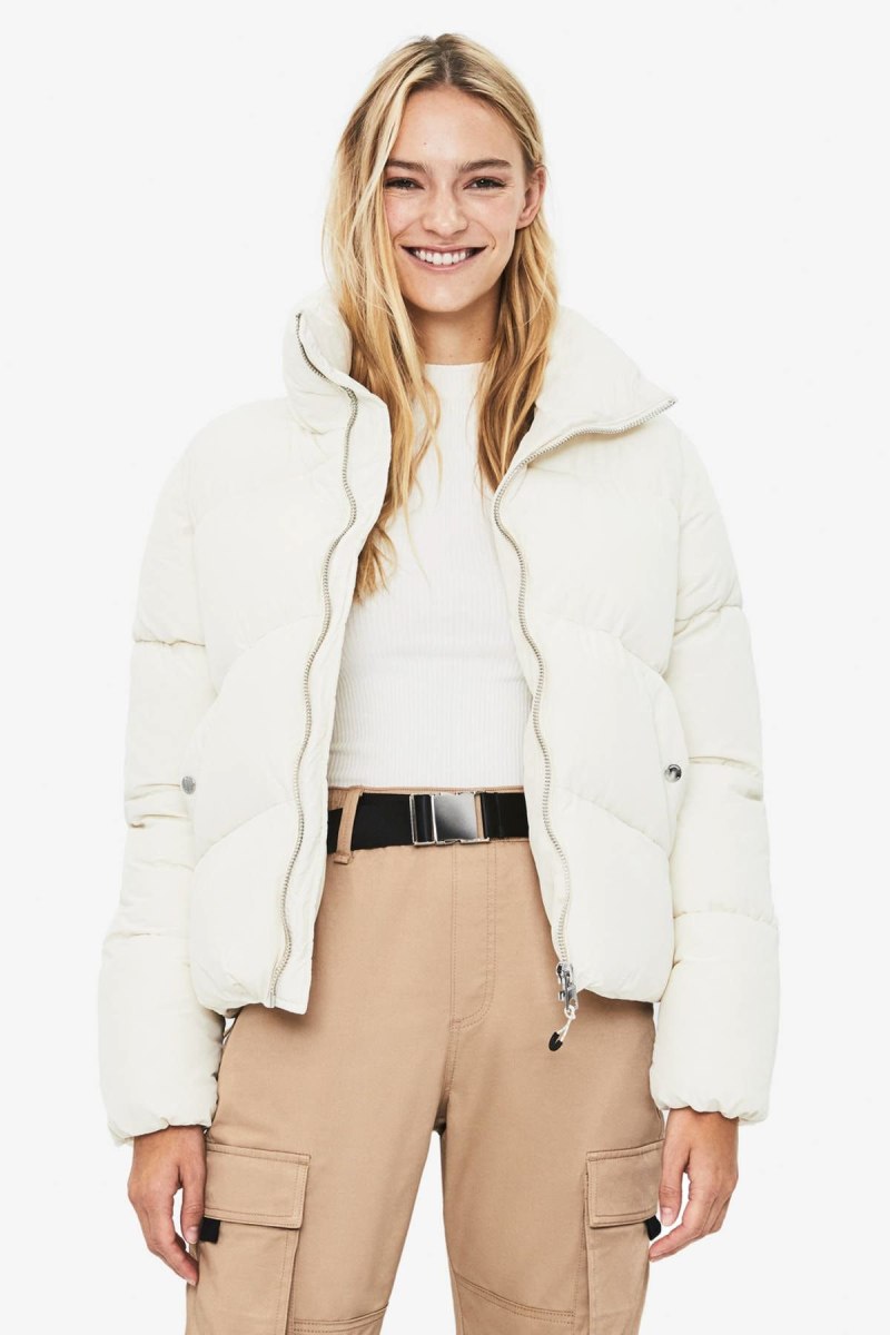 Bershka куртка женская короткая