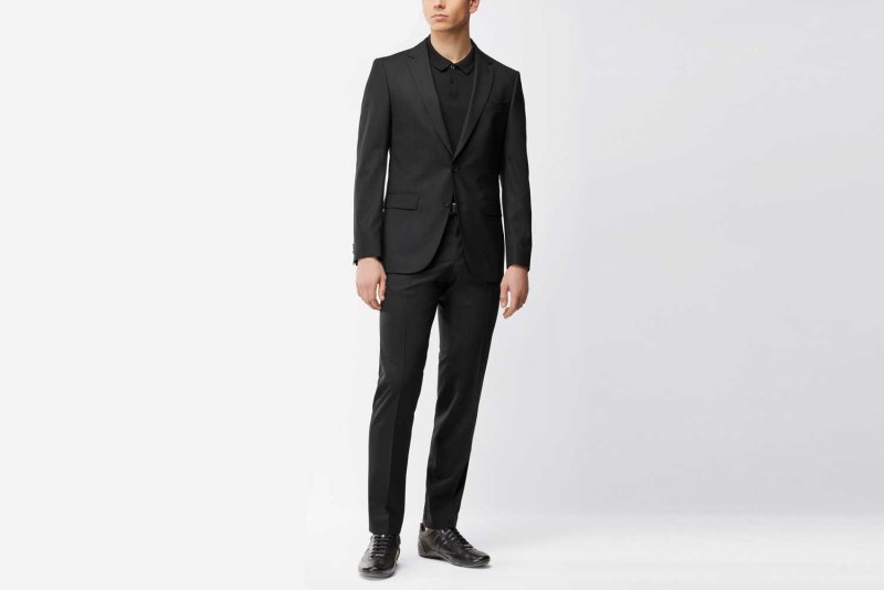 Мужские костюмы Hugo Boss 2022