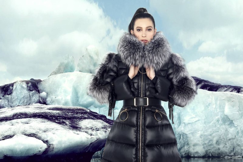 Пуховик женский "Winter Glam"