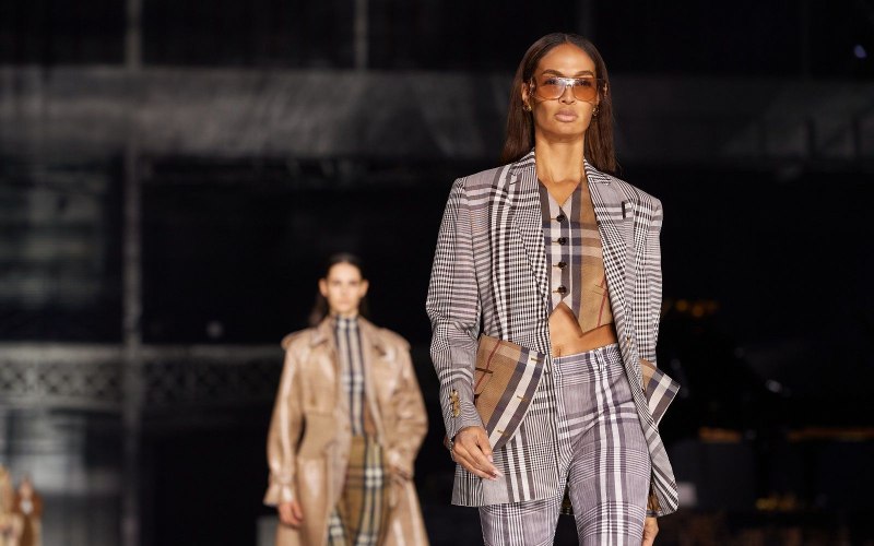 Burberry 2022 коллекция