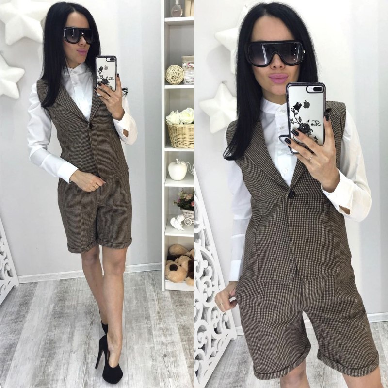 Костюм шорты и жилетка женская
