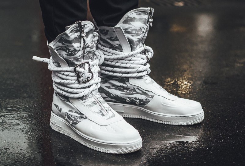 Nike Air Force SF High