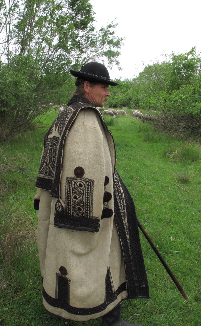 Венгерский костюм мужской