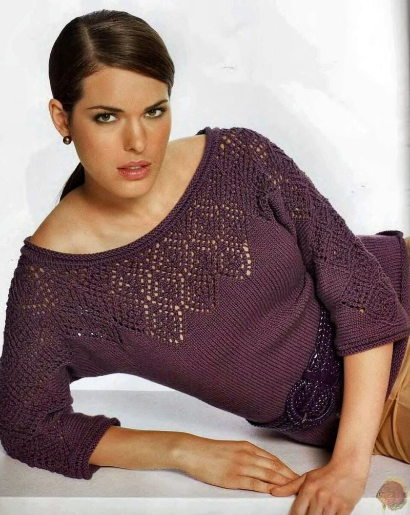 Джемпер с ажурными рукавами