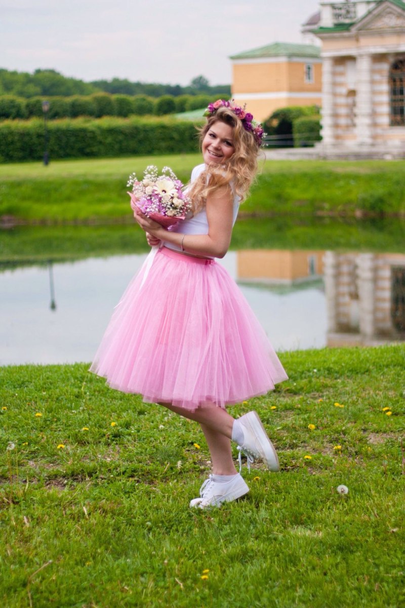 Розовое платье для девочки