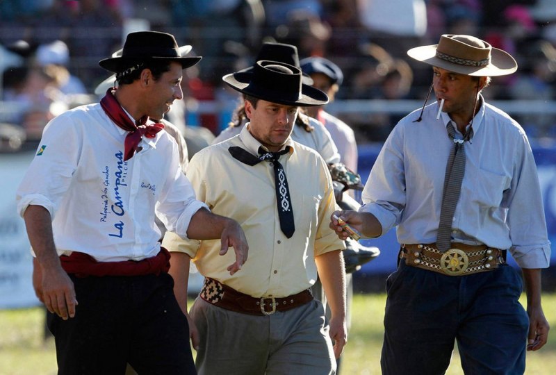 Аргентина национальный костюм Гаучо