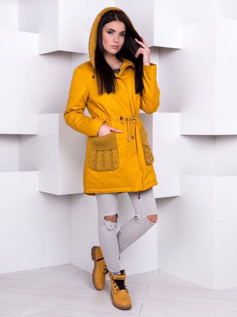 Парка горчичного цвета женская