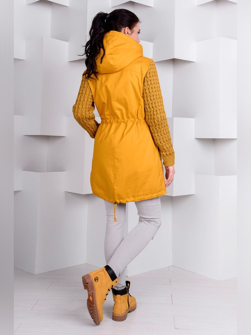 Горчичная парка женская