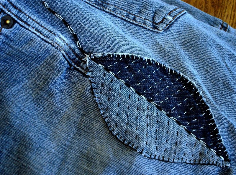 Японская Штопка Боро на джинсах