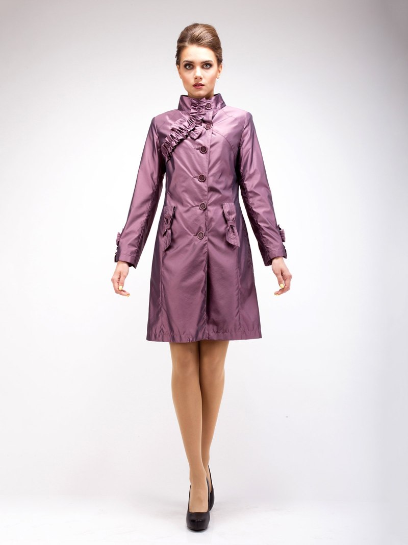 Сиреневый плащ