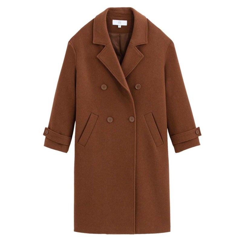 Коричневое пальто