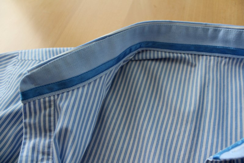 Вшиваем воротник в горловину рубашки