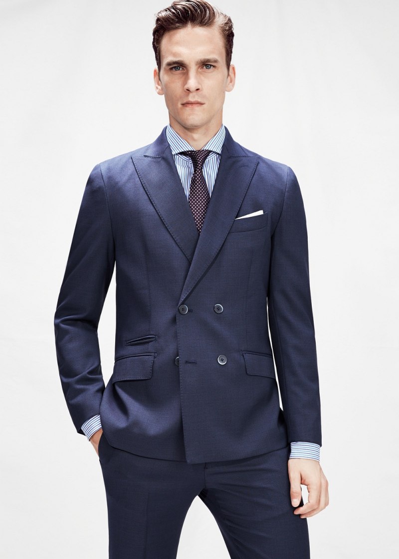 Костюм мужской классический