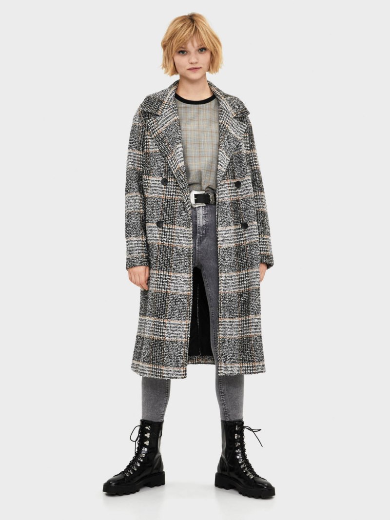 Пальто Bershka в клетку