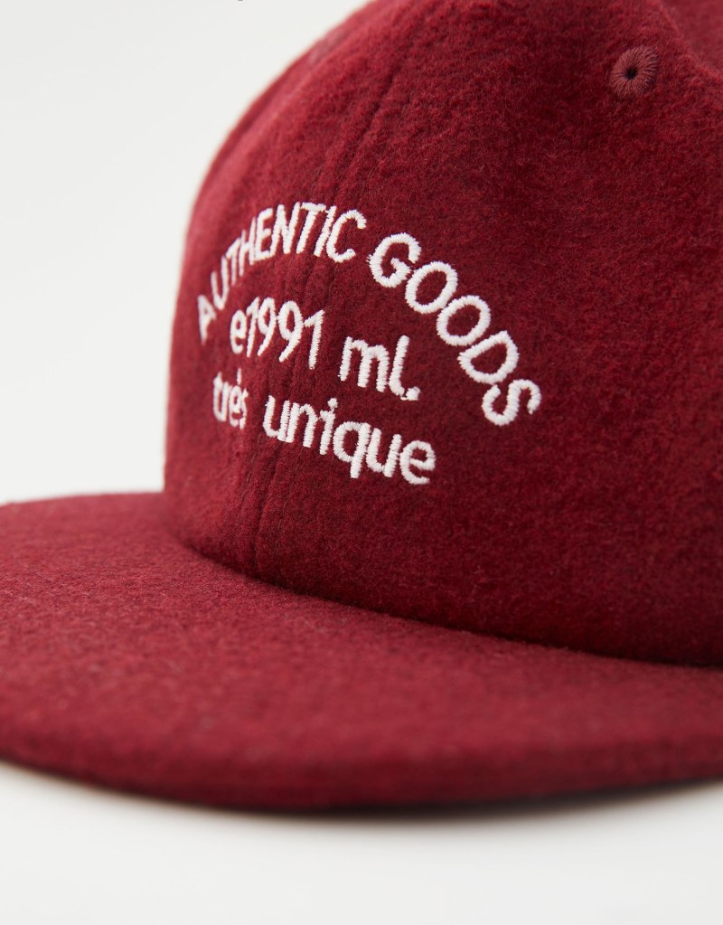 Бейсболка Pull and Bear