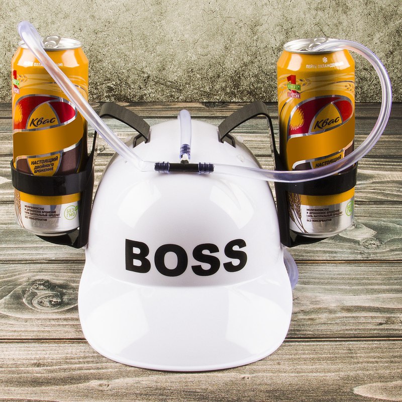 Кепка с банками для пива