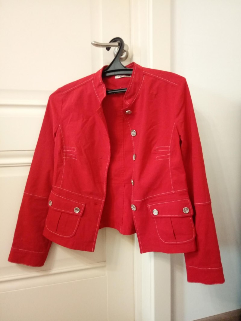 Пиджак красный Valentino