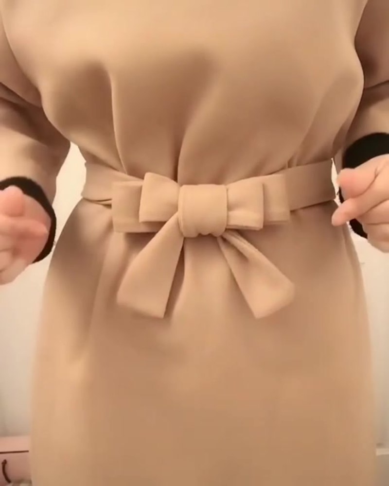 Красивый узел на поясе платья