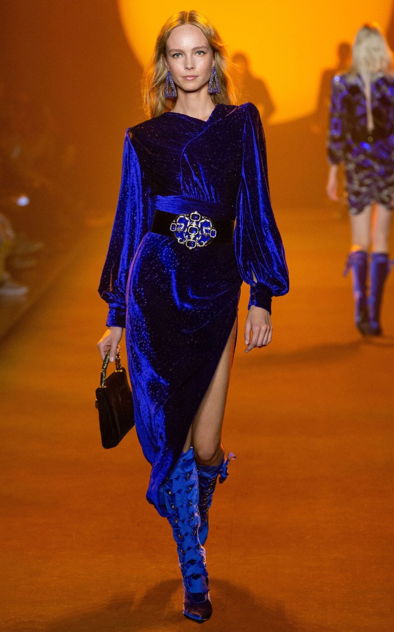 Платья из панбархата Валентино