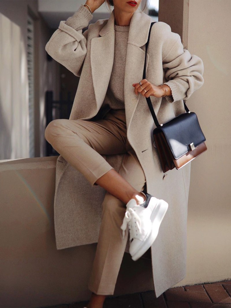 Элегантная одежда для женщин