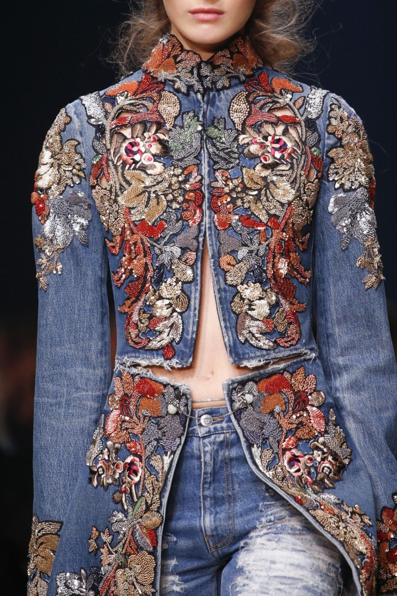 Вышитая одежда от Кутюр