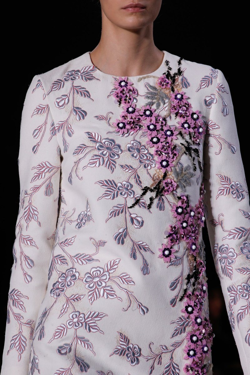 Вышитая одежда от Кутюр