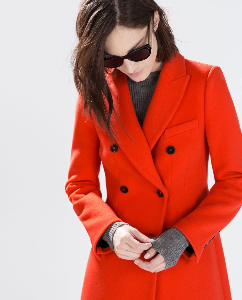 Пальто Зара красное женское