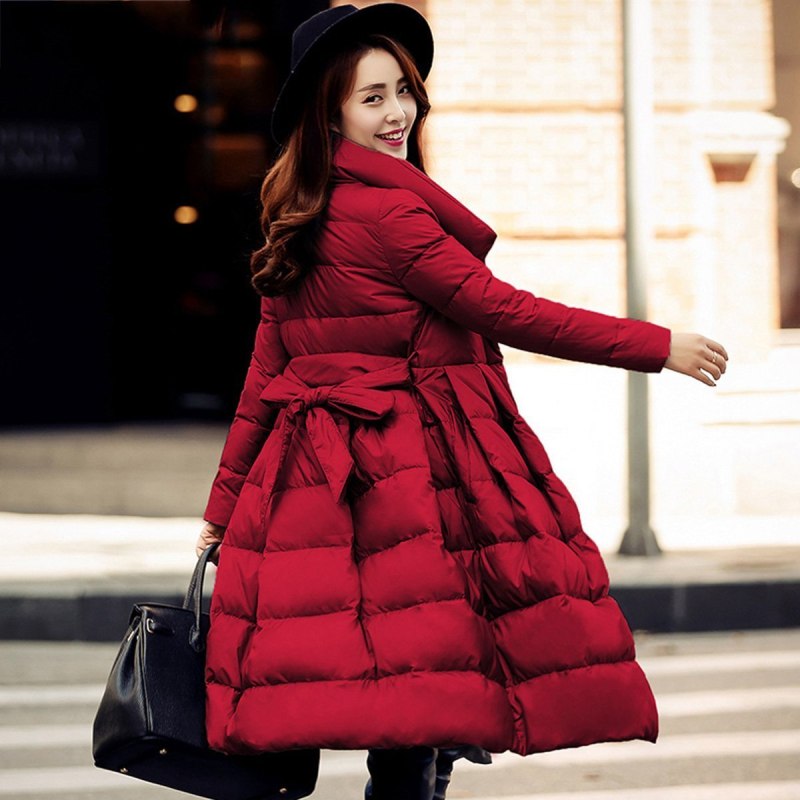 Красивый пуховик