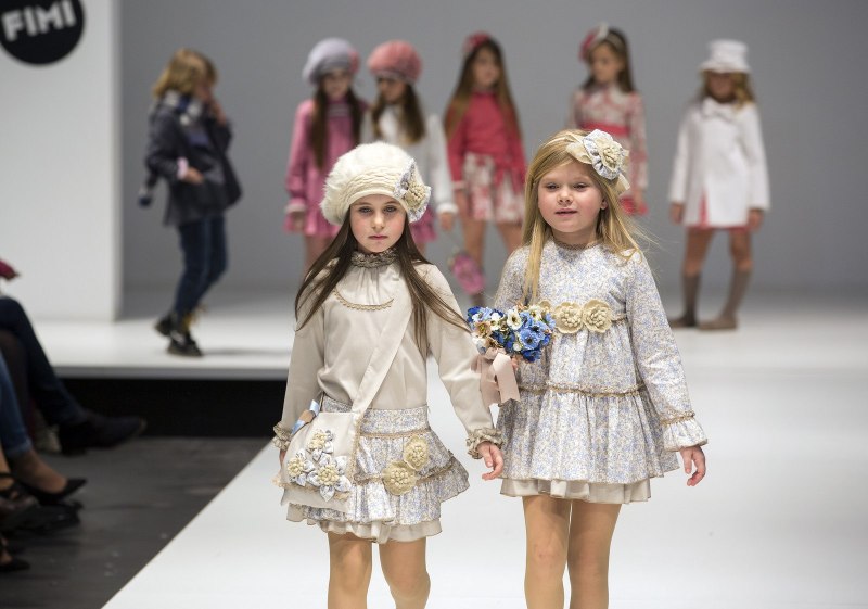 Модная детская одежда