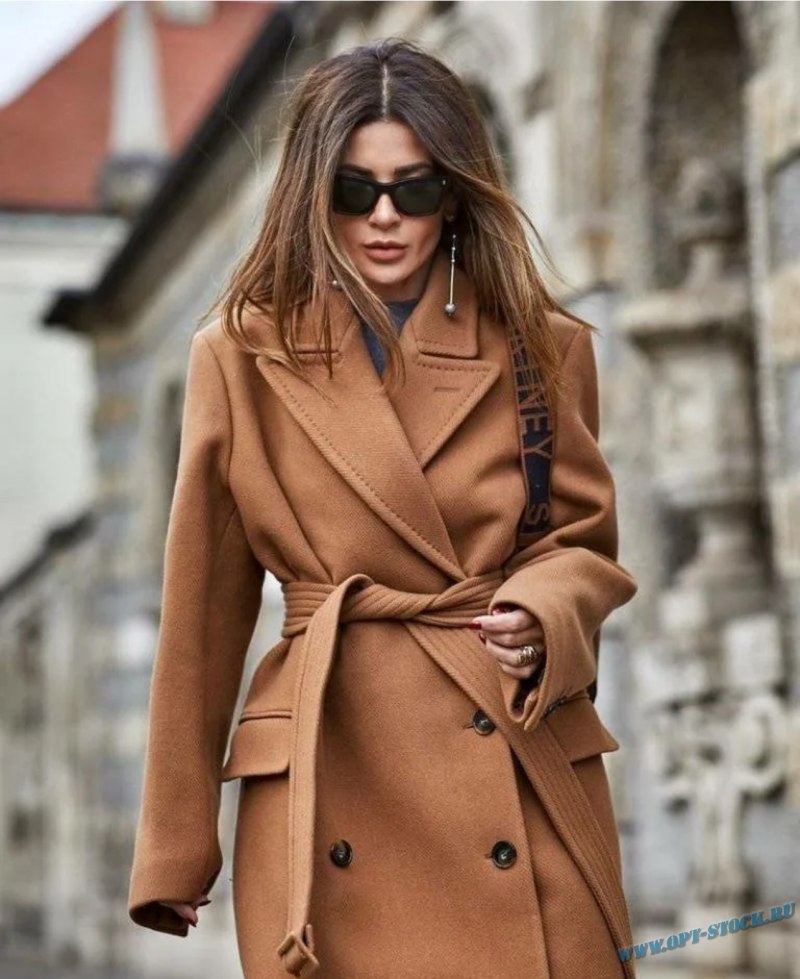 Пальто цвет кэмел 2023