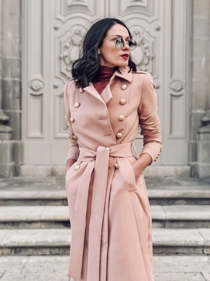 Стильное пальто женское