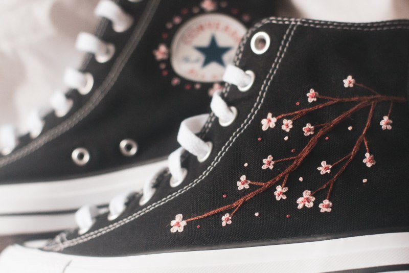 Конверсы с вышивкой