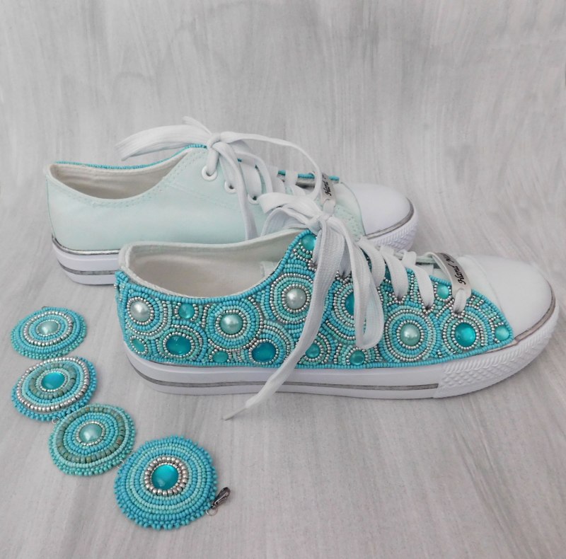 Кеды с декором