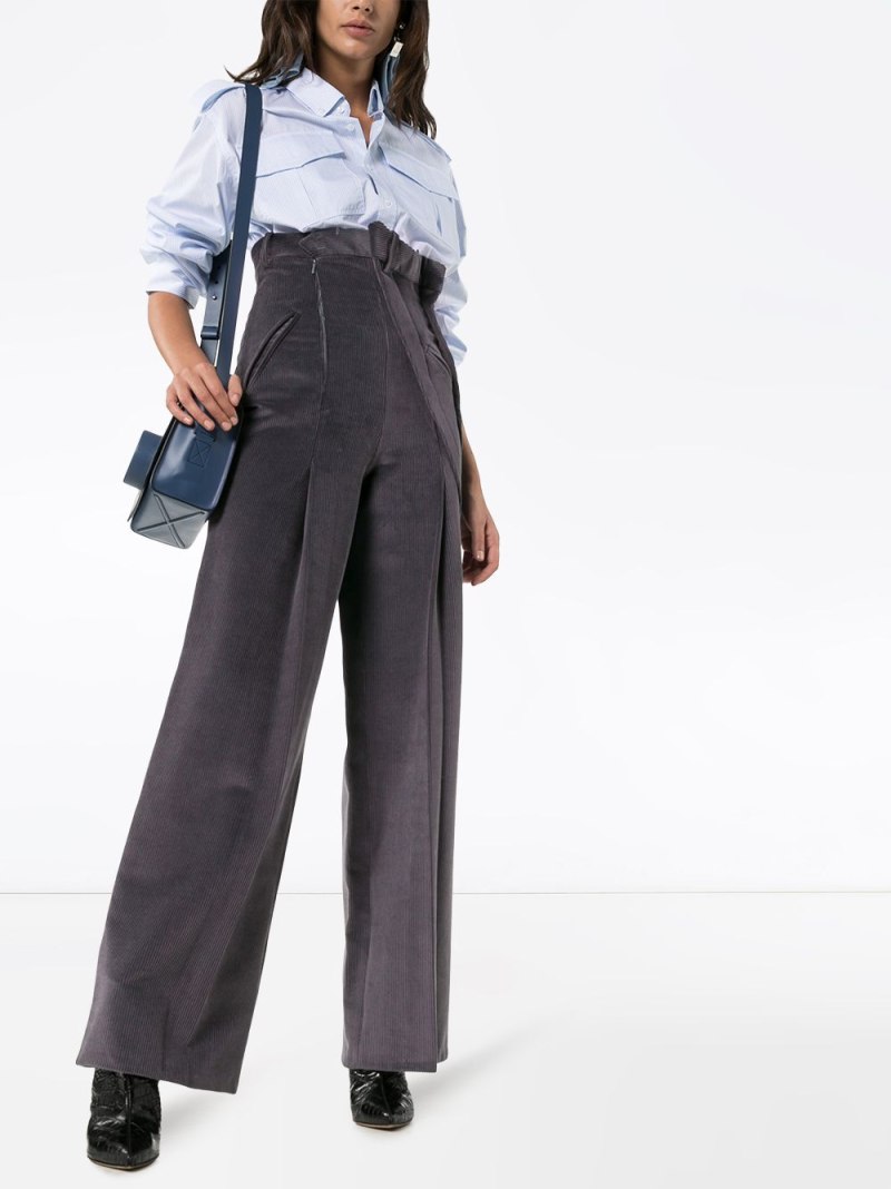 Широкие брюки с завышенной талией