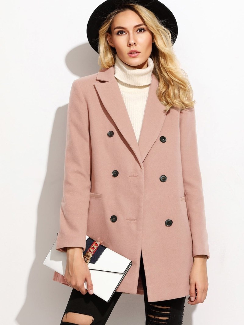 Короткое двубортное пальто женское