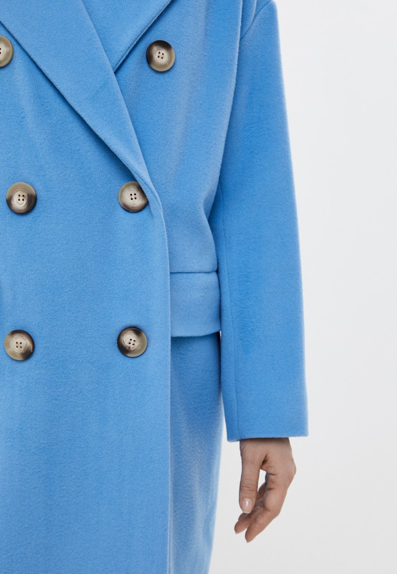 Пальто букле