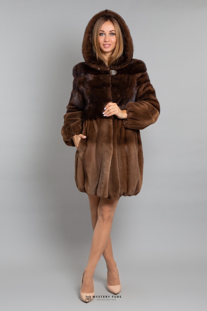 Шуба норковая коричневая с капюшоном